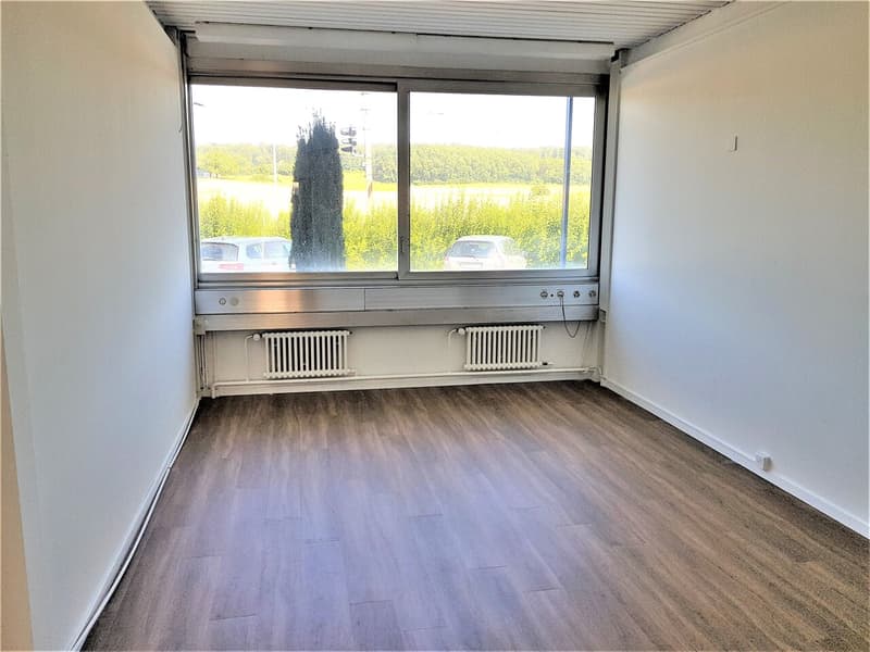 Surface de bureau de 19 m2 - bail flexible - très bien desservi (2)