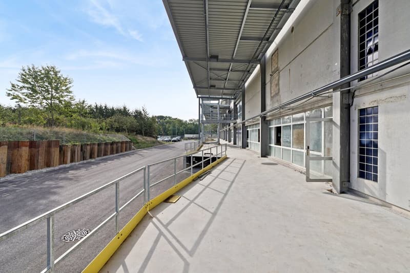 Dépôt de 1000 m² à louer - Onnens (7)