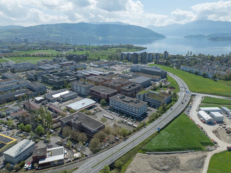 Helle Bürofläche im Industriequartier (6)