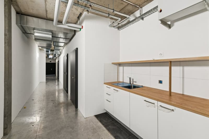 SPARK - 83.8 m2 - Espace Atelier Plug & Play à Gland (5)