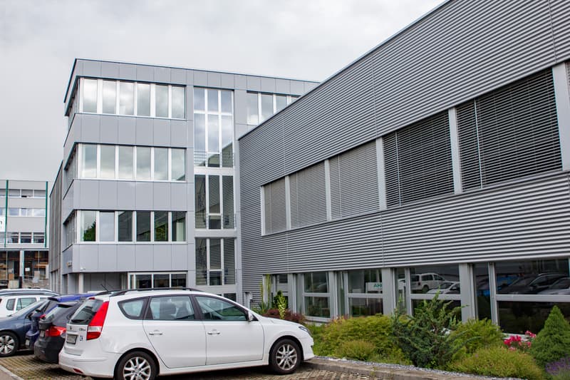 Unkompliziertes Büro direkt in der Industriezone (3)