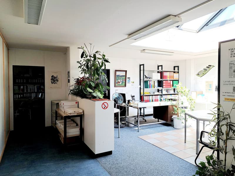 Bureau de 130m2 - à saisir de suite (5)