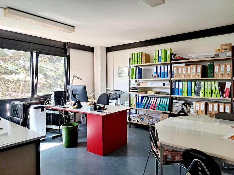 Bureau de 130m2 - à saisir de suite (4)