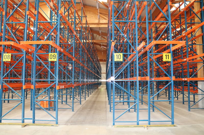 Halle logistique/dépôt 1140m2 - Quai de chargement - Proche autoroute (2)
