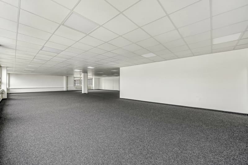 Moderne Bürofläche - komplett ausgebaut & bezugsbereit (8)