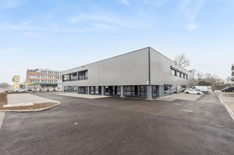 Ideal angebunden & flexibler Ausbau möglich (10)