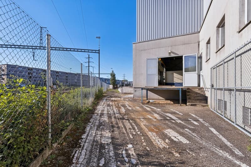 Gewerbehalle ideal für Produktion und Lagerung (13)