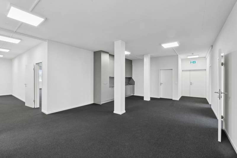 Neuer Raum für Ihre Ideen - top ausgebaute Büros/Praxisräume (3)