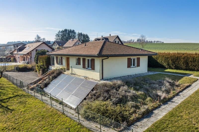 Villa individuelle de plain-pied avec beau potentiel de surélévation ! (2)
