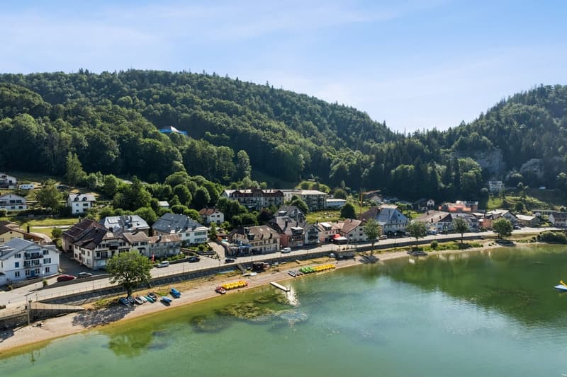 Immeuble avec potentiel promotionnel - vue imprenable sur le lac de Jo (4)