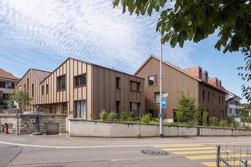 Nordostansicht der zwei Mehrfamilienhäuser (links private STWE-Gemeinschaft)