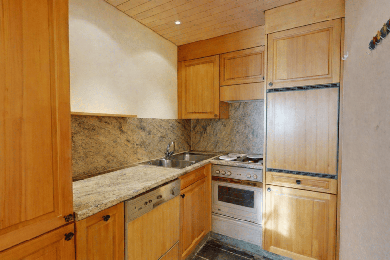 Appartement 2 pièces dans le Bivio sûr de la neige (3)