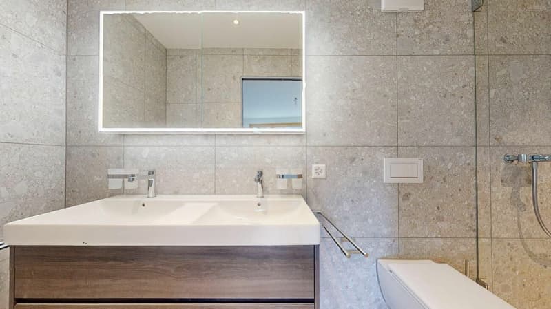 Moderne attraktive 3.5-Zimmer Zweitwohnung an ruhiger Wohnlage (8)