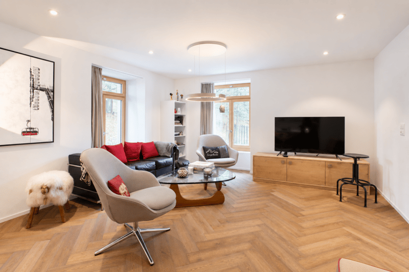 3.5 Zimmerwohnung mit extravagantem Innenausbau (2)