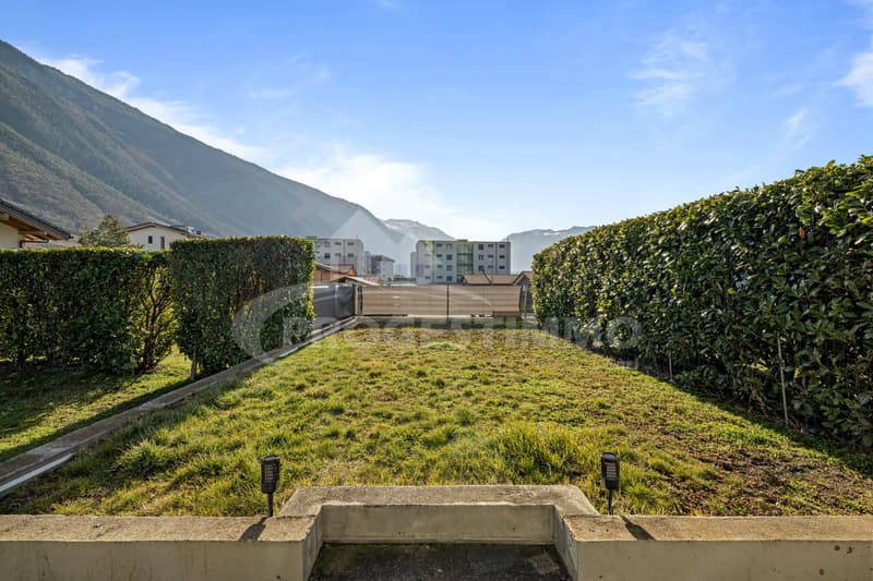 APPARTEMENT D'EXCEPTION AVEC VUE SUR LES ALPES (8)