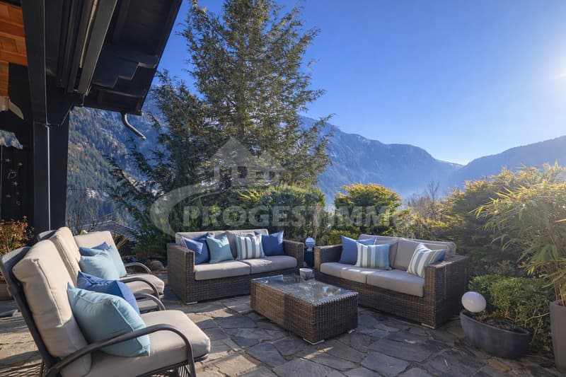 CHALET COUP DE COEUR AVEC TERRAIN, VUE ET LUMINOSITÉ (10)