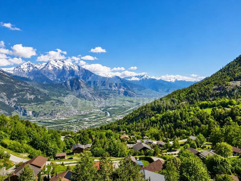 CHARMANT CHALET AVEC VUE PANORAMIQUE EXCEPTIONNELLE (12)