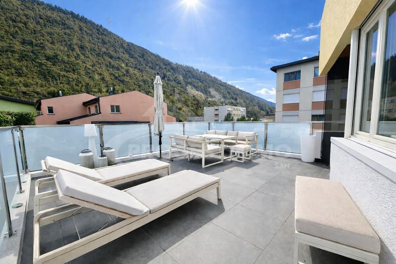 4.5 PIÈCES DE STANDING AVEC GRANDE TERRASSE (7)