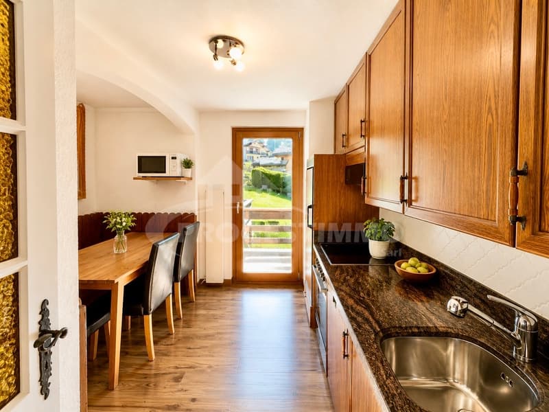 APPARTEMENT 4,5 PIÈCES D'EXCEPTION AVEC VUE PANORAMIQUE SUR LA VALLÉE (3)