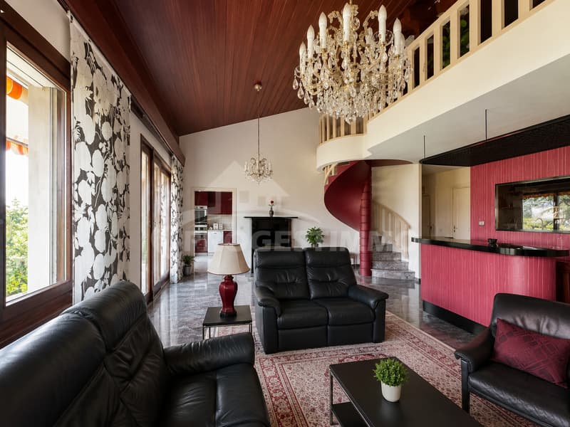 APPARTEMENT D'EXCEPTION DANS LE QUARTIER PRISÉ DE GRAVELONE (3)