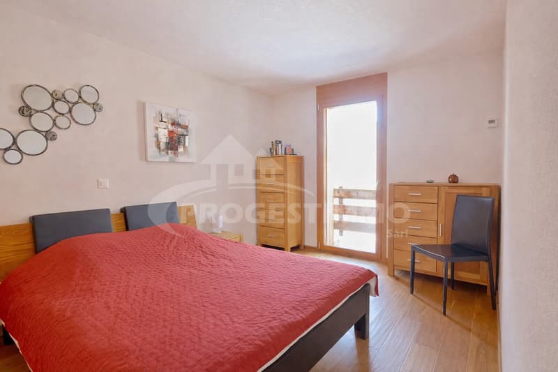 ENTIEREMENT MEUBLE AVEC DESIGN SOIGNE (7)