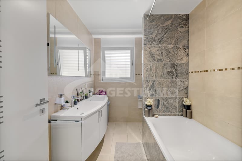 BELLE VILLA MODERNE DE DEUX LOGEMENTS (10)