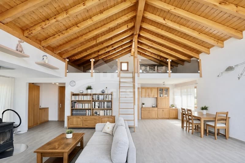 MAISON INDIVIDUELLE AVEC PANORAMA À COUPER LE SOUFFLE SUR LA PLAINE (1)