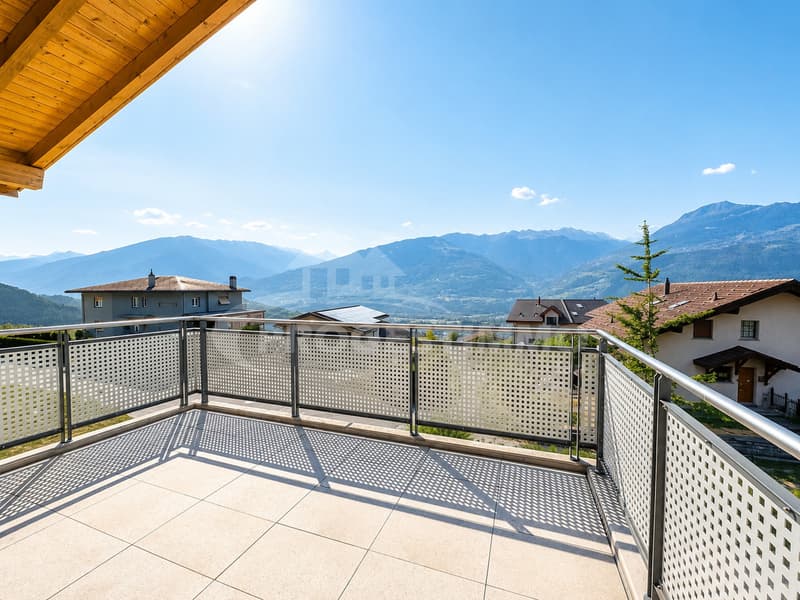 ATTIQUE D'EXCEPTION AVEC VUE PANORAMIQUE SUR LES ALPES (5)