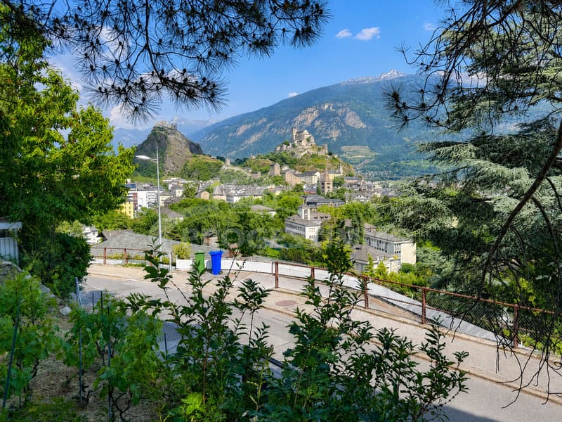 APPARTEMENT D'EXCEPTION DANS LE QUARTIER PRISÉ DE GRAVELONE (10)