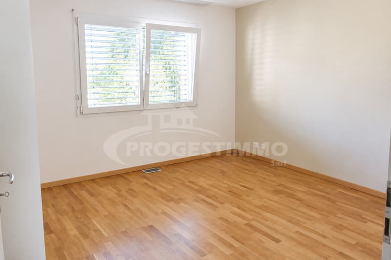 BEL APPARTEMENT 3.5 PIÈCES (6)