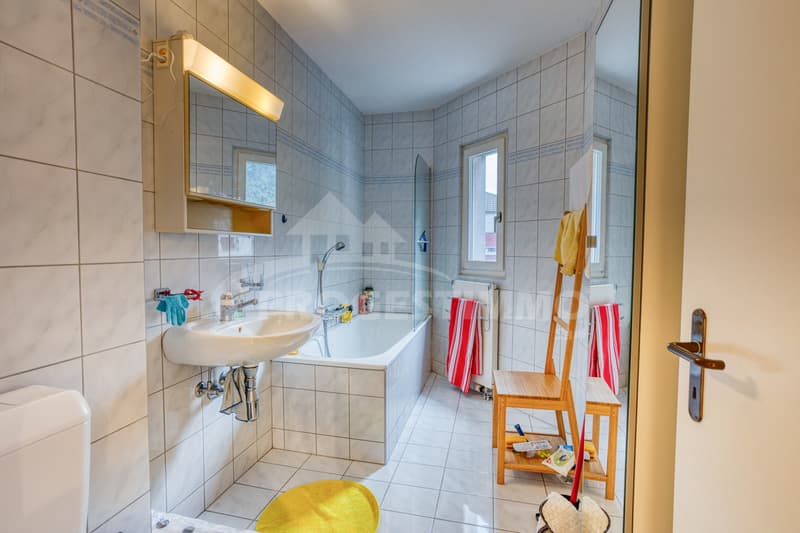 VILLA DE 5,5 PIÈCES À VENDRE AU GUERCET (10)
