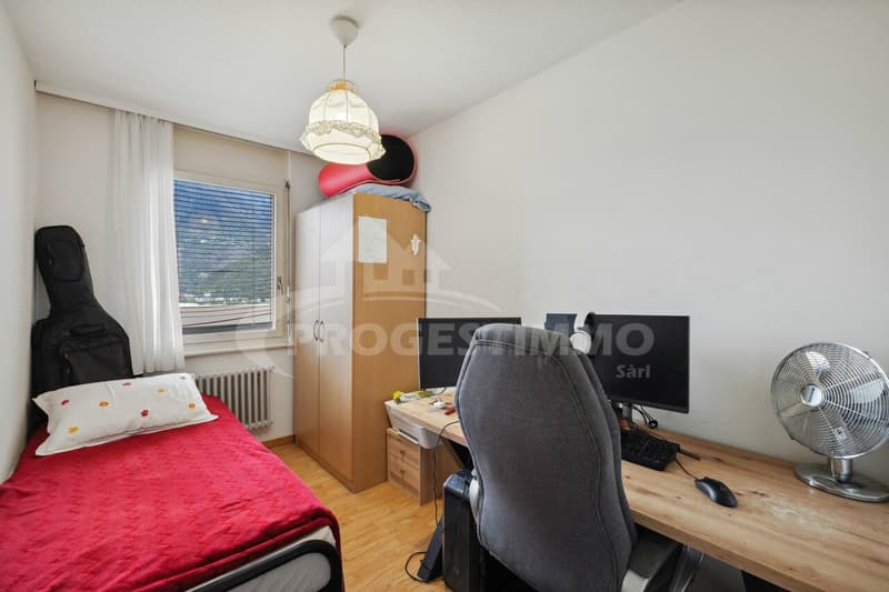 PROCHE DU CENTRE-VILLE AVEC VUE EXCEPTIONNELLE (9)