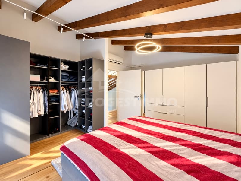 SPACIEUSE VILLA RÉNOVÉE DE 6,5 PIÈCES (5)