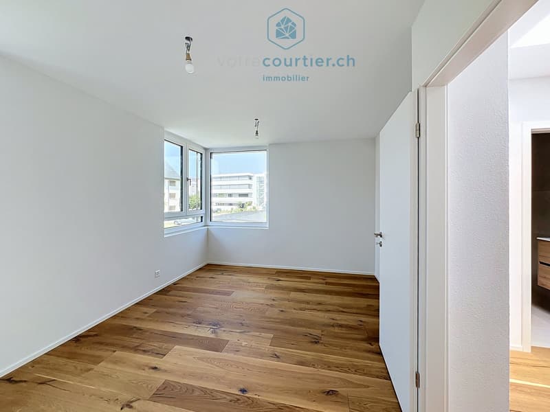 Villa contemporaine neuve en pignon avec jardin - disponible de suite (15)