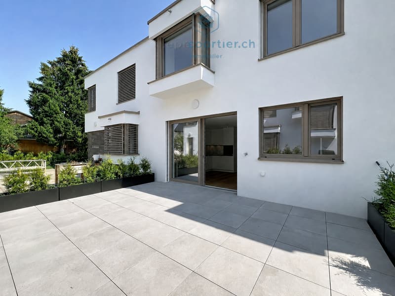 Villa contemporaine neuve en pignon avec jardin - disponible de suite (2)