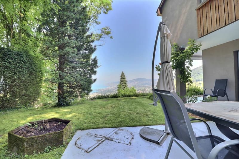 Villa jumelle avec vue à couper le souffle (16)