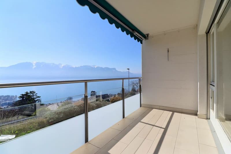 Duplex de 3.5 pièces + bureau avec fort potentiel et vue imprenable (19)