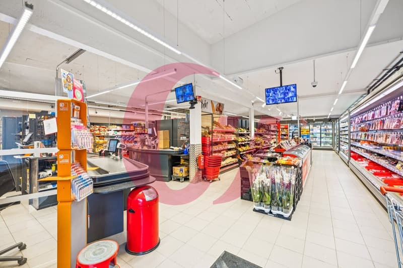 Immeuble commercial au centre de Charmey ! (4)