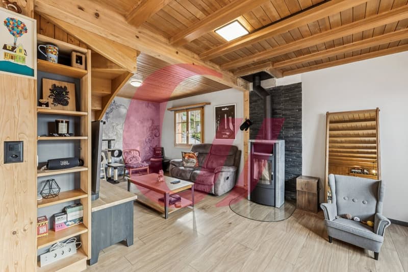 Chalet de 4.5 pièces à Crésuz avec vue panoramique ! (5)