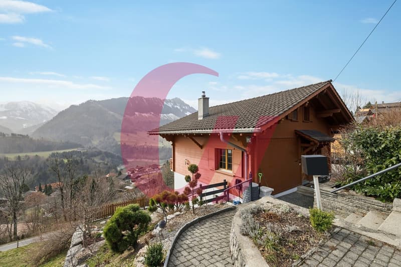Chalet de 4.5 pièces à Crésuz avec vue panoramique ! (2)