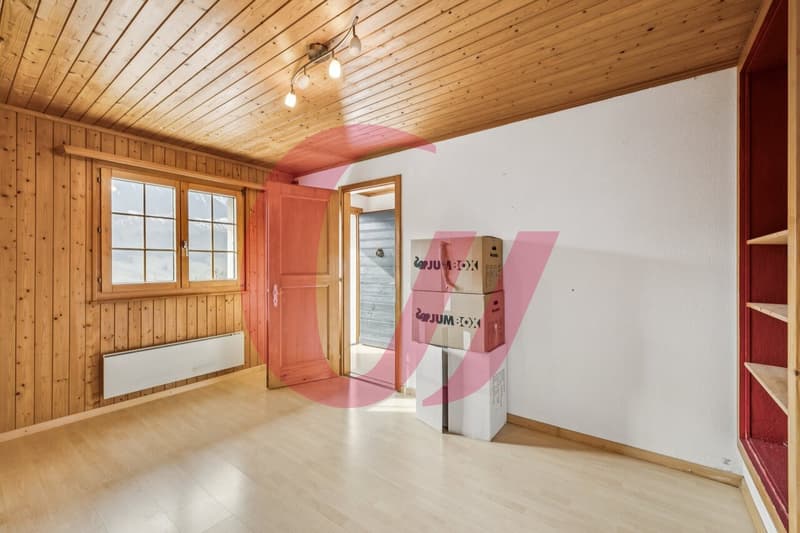 Chalet de 4.5 pièces à Crésuz avec vue panoramique ! (8)