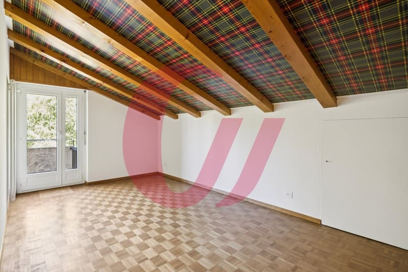 Maison de 7.5 pièces sise sur 3 niveaux (6)