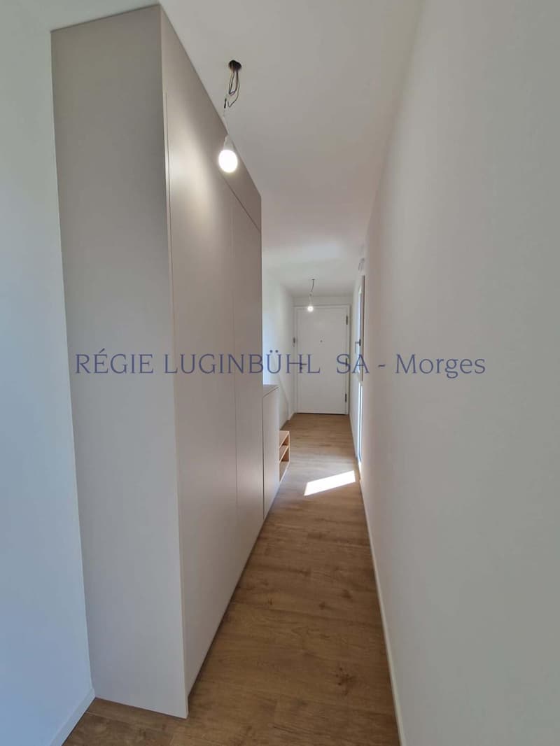 Bel appartement de 3.5 pièces d'env. 87m2 situé au 1er étage d'un nouvel immeuble (4)