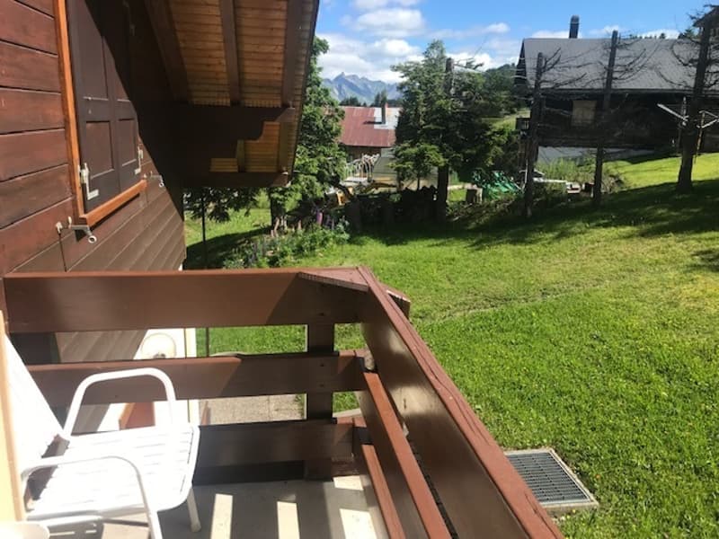 Duplex aux Mosses avec deux balcons, box et place de parc. Vue. Vite ! (13)