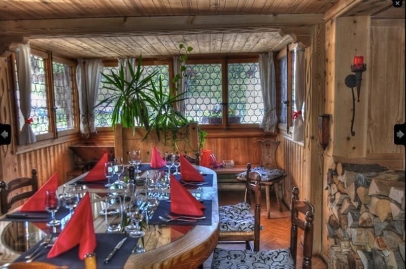 Le fleuron qu'était le restaurant Le Chaussy est à vendre aux Mosses (10)