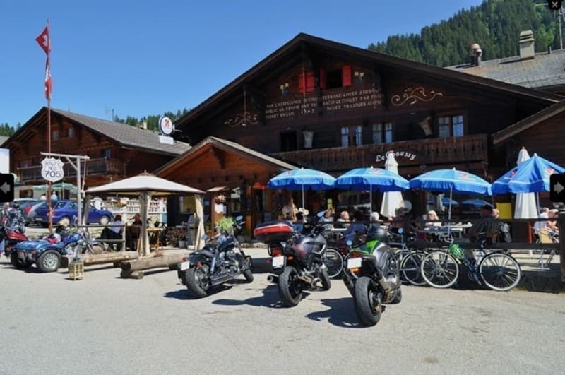 Le fleuron qu'était le restaurant Le Chaussy est à vendre aux Mosses (3)