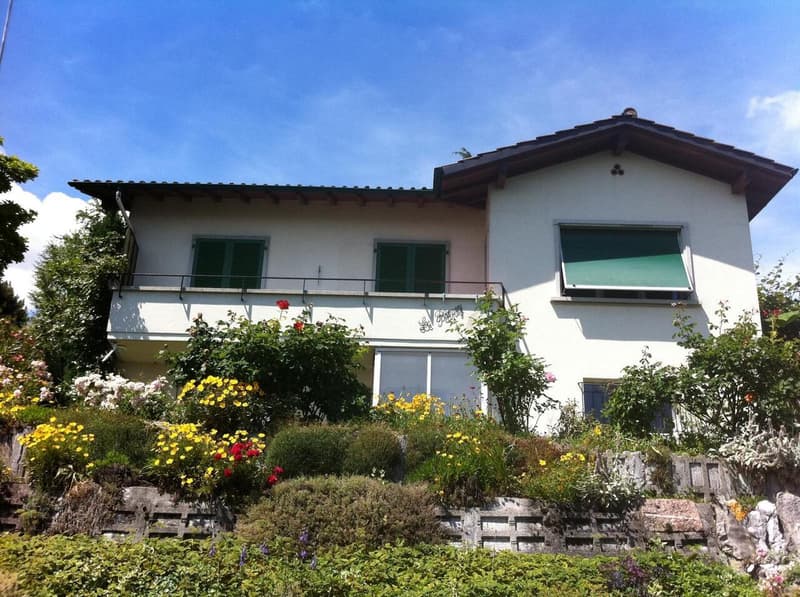 Chambre à louer dans villa individuelle au rez-de-chaussée. Au calme. (1)