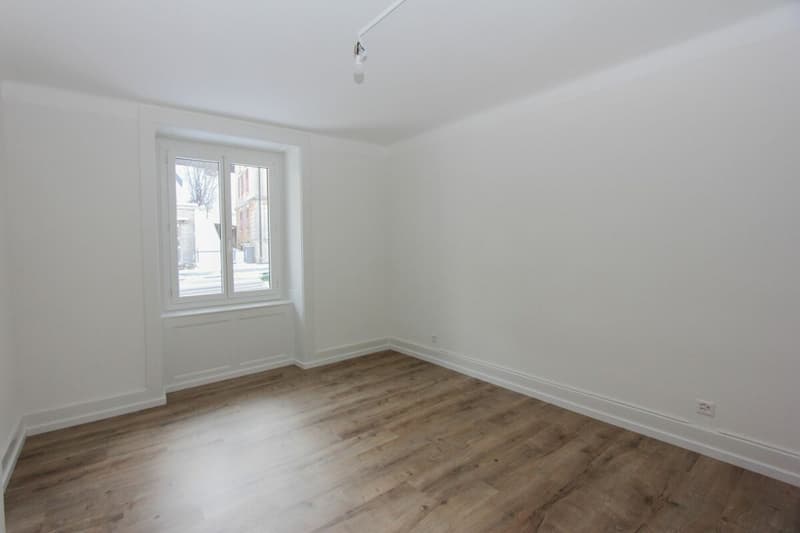 Magnifique appartement de 3 pièces au rez-de-chaussée (11)