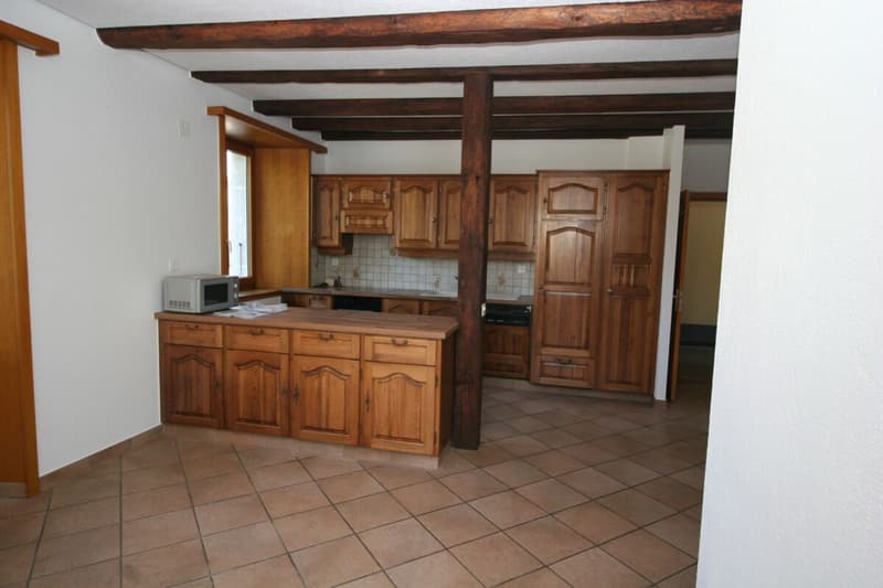 Joli appartement de 3 pièces (3)