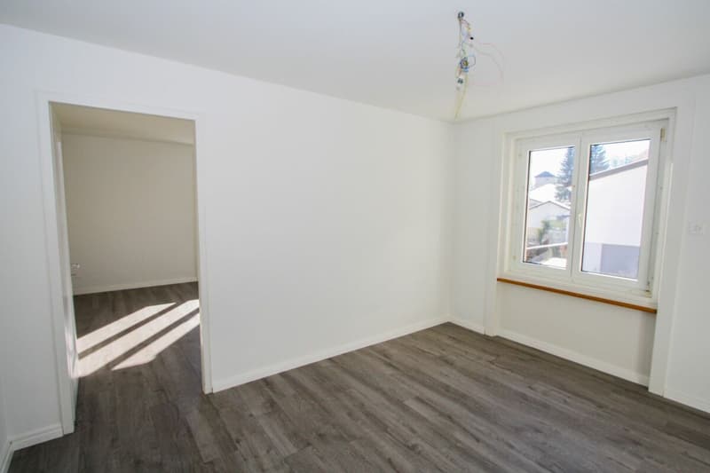 Lumineux appartement de 3.5 pièces aux Ponts-de-Martel (2)